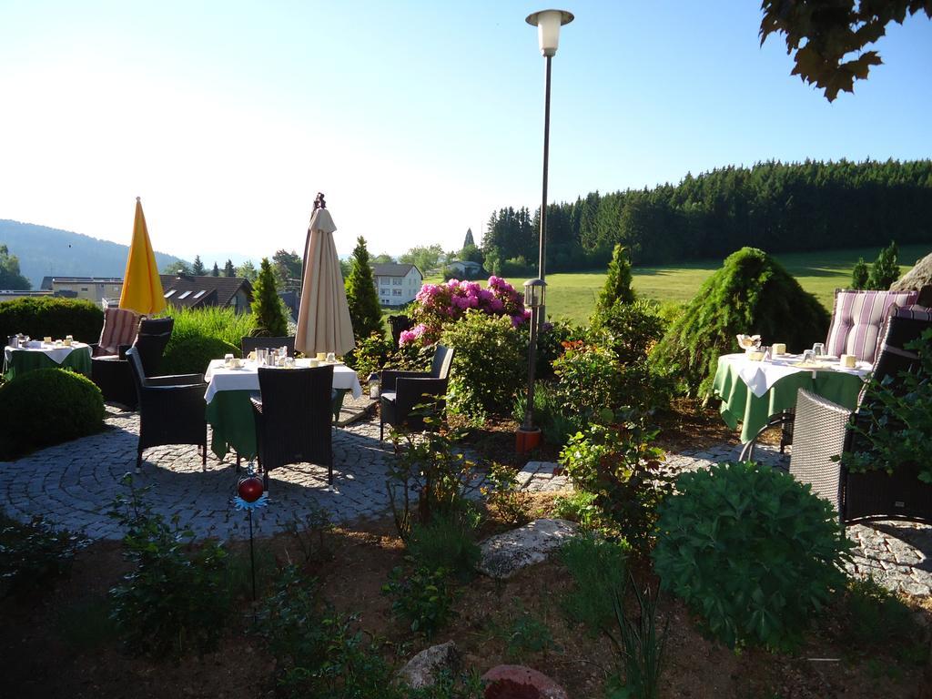 Berghotel Schiller Schonach im Schwarzwald Δωμάτιο φωτογραφία