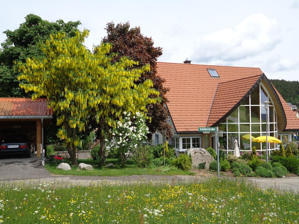 Berghotel Schiller Schonach im Schwarzwald Δωμάτιο φωτογραφία