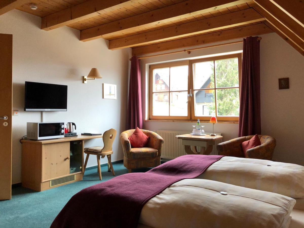 Berghotel Schiller Schonach im Schwarzwald Εξωτερικό φωτογραφία